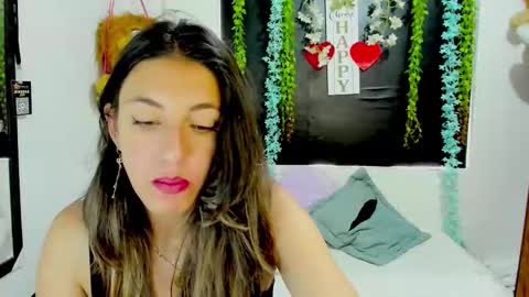 queen_natttyy online show from February 2026 03:38:01 PM
