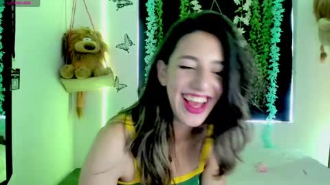 Snapshot of queen_natttyy chatting on April 2026 02:29:01 PM queen_natttyy online show from April 2026 02:29:01 PM