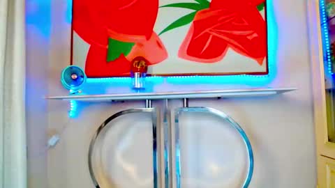 queen_zoe01 online show from November 2025 08:24:01 AM