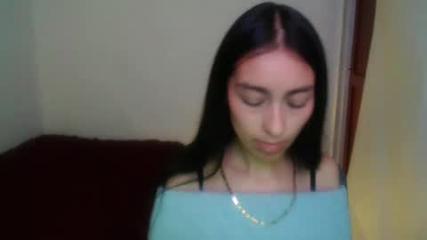 Snapshot of queenbyte_18 chatting on December 2025 02:40:01 AM queenbyte_18 online show from December 2025 02:40:01 AM