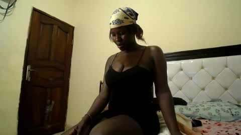 Snapshot of queencila chatting on July 2026 05:08:02 PM queencila online show from July 2026 05:08:02 PM