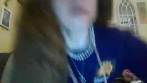 Snapshot of queencrimsonlvx chatting on May 2026 12:54:02 PM queencrimsonlvx online show from May 2026 12:54:02 PM