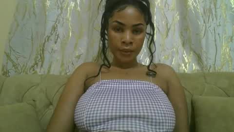 Snapshot of queendelicious1 chatting on October 2025 03:51:02 PM faithdoris online show from October 2025 03:51:02 PM
