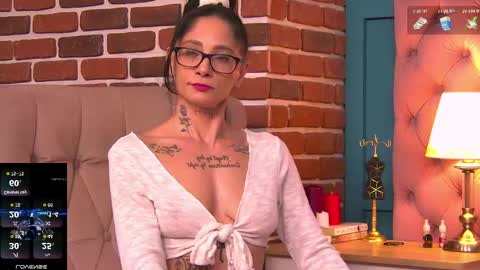 Snapshot of queendiabla chatting on May 2026 09:27:02 AM Diabla online show from May 2026 09:27:02 AM