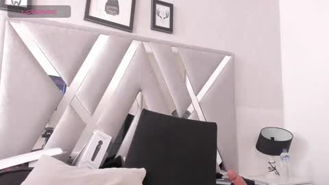 QUEENJEENN online show from January 2025 09:34:02 PM