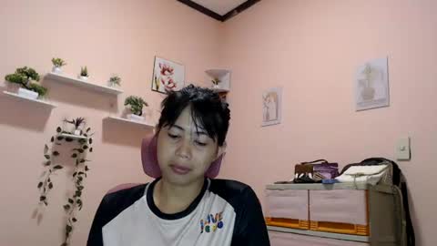 queennbbee online show from July 2026 01:08:01 AM