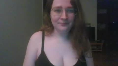 queenofthenights online show from June 2026 10:03:01 PM
