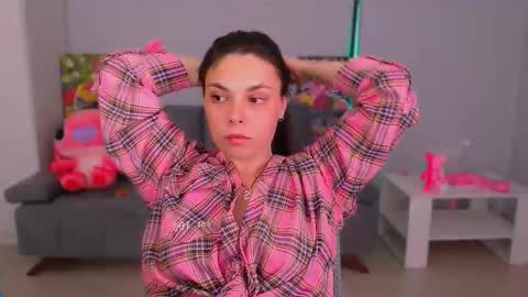 Snapshot of queenofthesense chatting on September 2025 09:42:02 AM Patricia online show from September 2025 09:42:02 AM