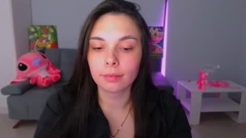 Snapshot of queenofthesense chatting on October 2025 04:37:02 PM Patricia online show from October 2025 04:37:02 PM