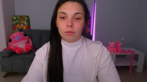 Snapshot of queenofthesense chatting on October 2025 10:49:02 AM Patricia online show from October 2025 10:49:02 AM