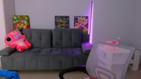 Snapshot of queenofthesense chatting on October 2025 06:12:01 PM Patricia online show from October 2025 06:12:01 PM