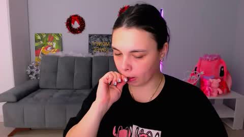 Snapshot of queenofthesense chatting on November 2025 01:22:02 PM Patricia online show from November 2025 01:22:02 PM