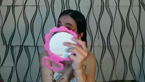 Snapshot of queenpaulaxx chatting on December 2024 11:30:02 AM Paula watson online show from December 2024 11:30:02 AM