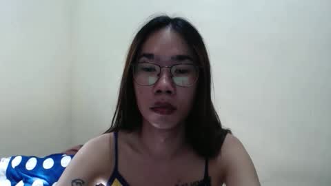 Snapshot of queenpaulaxx chatting on November 2025 05:40:01 AM Paula watson online show from November 2025 05:40:01 AM