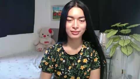 Snapshot of queenpinay69 chatting on September 2025 02:05:02 AM QueenPinay69 online show from September 2025 02:05:02 AM
