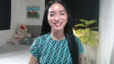 Snapshot of queenpinay69 chatting on October 2025 05:16:01 AM QueenPinay69 online show from October 2025 05:16:01 AM
