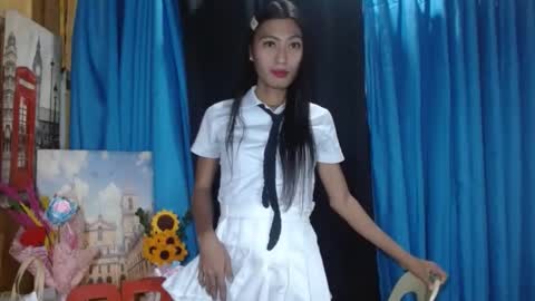 Snapshot of queensteffi chatting on December 2024 12:44:02 PM queensteffi online show from December 2024 12:44:02 PM