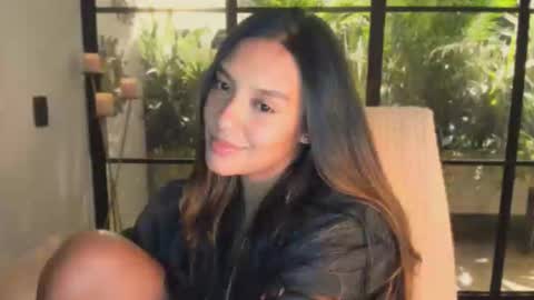 Snapshot of queenv66 chatting on September 2025 02:15:02 AM Val  -  online show from September 2025 02:15:02 AM