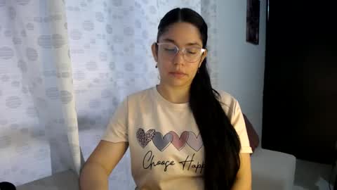 Snapshot of queenvictoria2023 chatting on July 2026 10:55:01 PM Paola online show from July 2026 10:55:01 PM