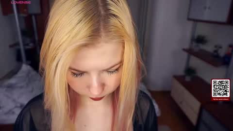 Tate online show from November 2025 04:23:02 AM