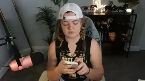 Snapshot of quervoqueen1 chatting on November 2025 02:00:02 AM Bri online show from November 2025 02:00:02 AM