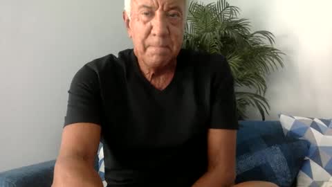 Jim online show from January 2025 09:35:02 PM