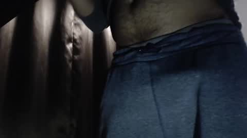 Snapshot of quickienerd chatting on January 2025 09:43:02 PM oilypanda online show from January 2025 09:43:02 PM