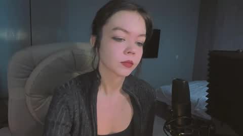 Snapshot of quietluxury chatting on February 2026 12:11:01 PM quietluxury online show from February 2026 12:11:01 PM