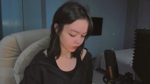 Snapshot of quietluxury chatting on February 2026 10:23:01 AM quietluxury online show from February 2026 10:23:01 AM