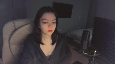 quietluxury online show from April 2026 12:27:01 PM