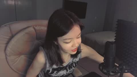 quietluxury online show from April 2026 11:32:01 AM