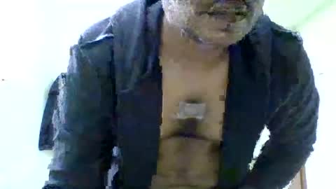 Snapshot of quietlyyours chatting on February 2026 03:11:01 PM quietlyyours online show from February 2026 03:11:01 PM