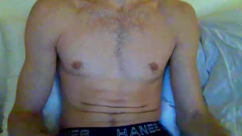 quiii1103 online show from December 2025 09:52:01 PM