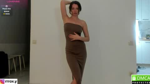 r00xvel online show from April 2026 03:21:02 PM