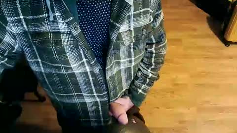 Snapshot of r2deplex31 chatting on November 2025 09:58:02 PM r2deplex31 online show from November 2025 09:58:02 PM