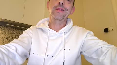 Snapshot of rabosoy chatting on December 2025 10:38:01 PM rabosoy online show from December 2025 10:38:01 PM