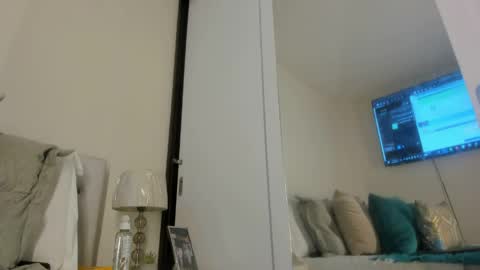 rachel online show from May 2026 08:58:01 PM