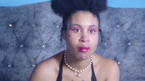 Snapshot of rachelannxd chatting on November 2025 05:31:02 AM RachelAnn online show from November 2025 05:31:02 AM