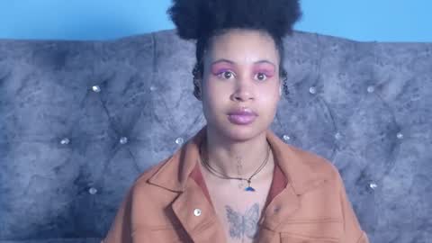 Snapshot of rachelannxd chatting on November 2025 01:33:02 PM RachelAnn online show from November 2025 01:33:02 PM