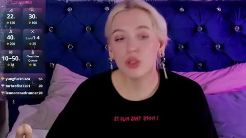 Snapshot of rachelcart chatting on December 2024 07:55:01 AM RachelCart online show from December 2024 07:55:01 AM