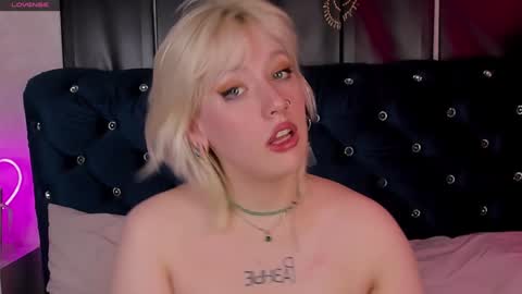 Snapshot of rachelcart chatting on February 2025 12:57:02 PM RachelCart online show from February 2025 12:57:02 PM