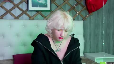 Snapshot of rachelcart chatting on March 2025 06:44:01 AM RachelCart online show from March 2025 06:44:01 AM