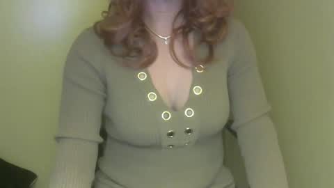 Snapshot of rachelcrossxo chatting on March 2026 01:27:02 AM RachelCrossXO online show from March 2026 01:27:02 AM