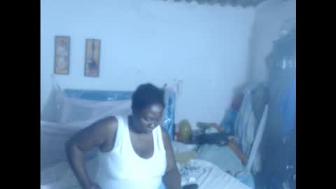 Snapshot of rachelexoticgirl chatting on October 2025 03:24:02 AM rachelexoticgirl online show from October 2025 03:24:02 AM