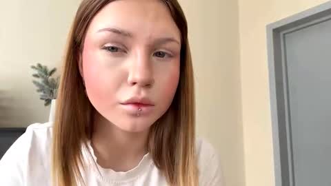 Snapshot of rachellemontag chatting on February 2026 10:56:01 AM Alex online show from February 2026 10:56:01 AM