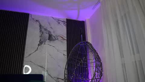 Ann online show from November 2025 05:07:01 AM