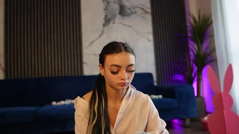 Ann online show from April 2026 04:21:01 AM