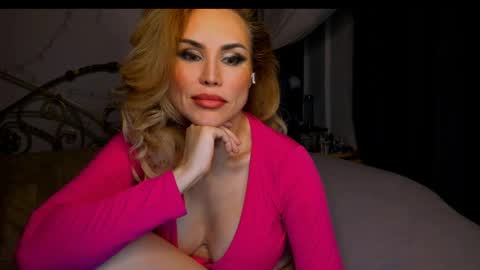 Snapshot of radmila_star chatting on April 2026 05:13:02 PM Radmila Star online show from April 2026 05:13:02 PM