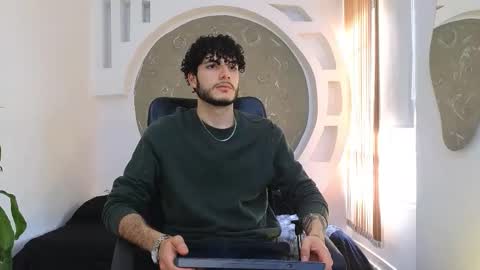 R A F A E L online show from September 2025 08:56:01 PM