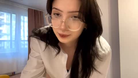 Riya online show from November 2025 10:14:01 AM